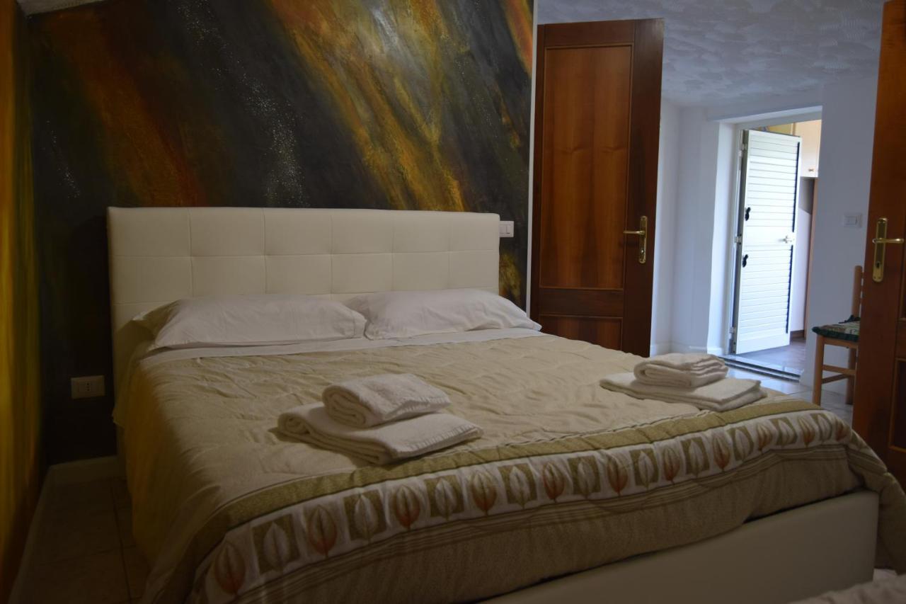 B&B La Terrazza Montalbano Elicona Exterior photo
